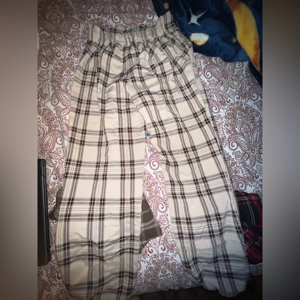 Cute Manilla Plaid Sweats